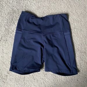 Activewear bike shorts